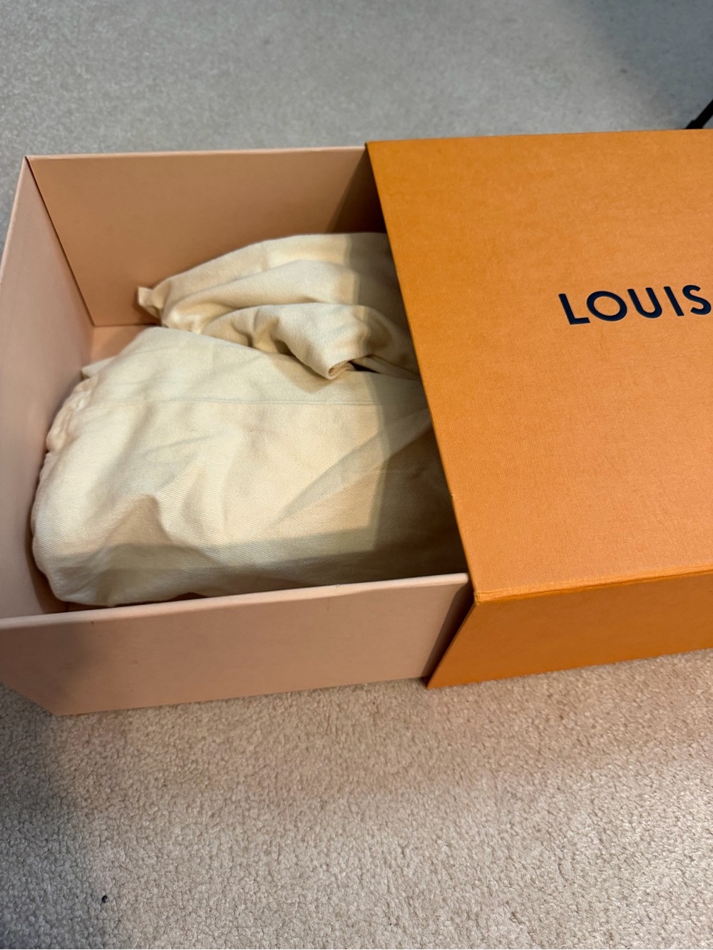 Louis Vuitton Run Away White and Brown Low-Top Sneakers with Gold Accent - Picture 6 of 8